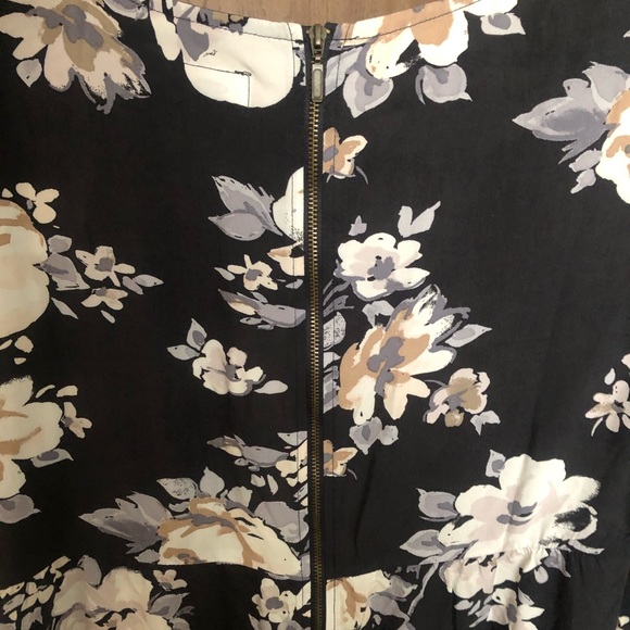 ‼️SOLD‼️ - Picture 3 of 4